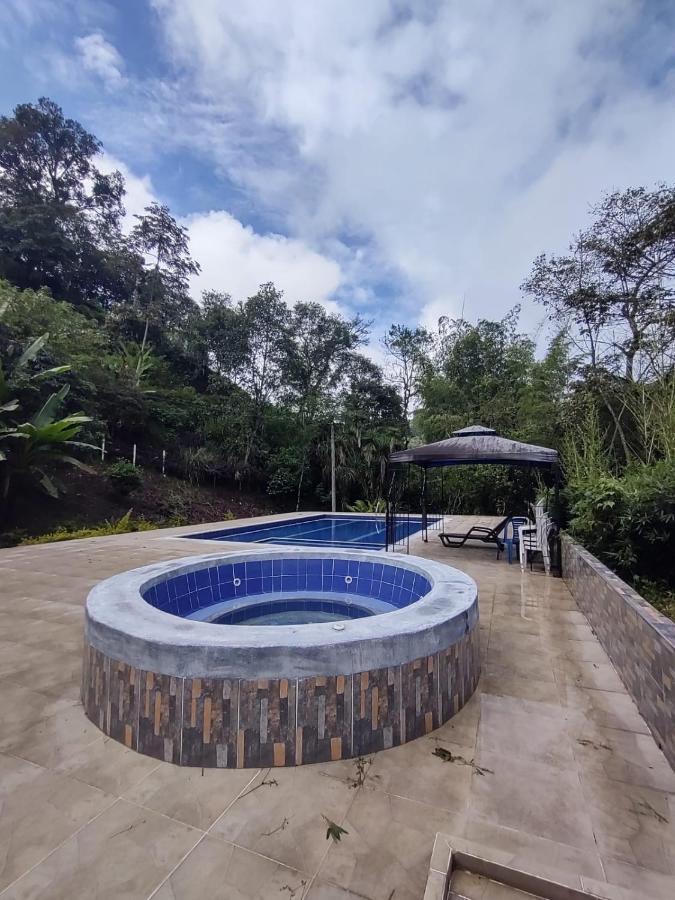 Hotel Campestre Villa Sarita Сан-Франциско Экстерьер фото